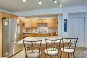 7 Mi to French Quarter NOLA Abode with Home Theater
